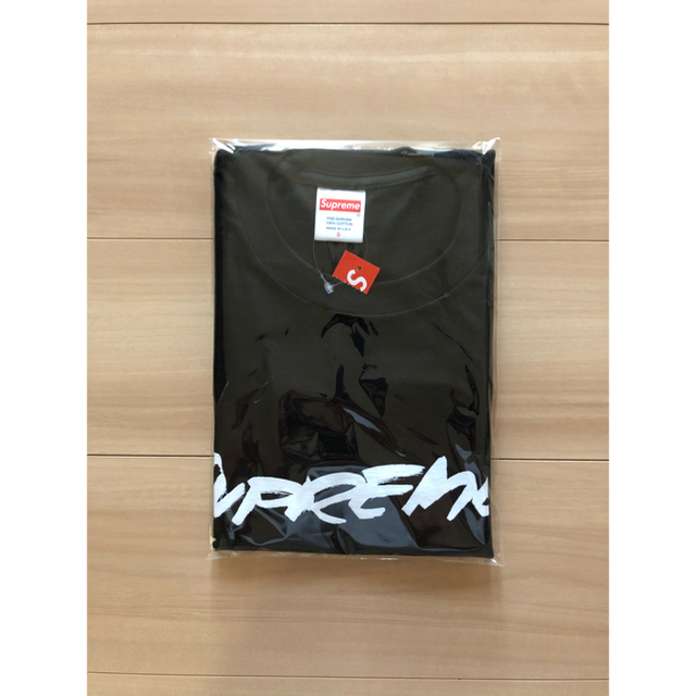 Supreme(シュプリーム)のシュプリーム　Futura Logo Tee メンズのトップス(Tシャツ/カットソー(半袖/袖なし))の商品写真