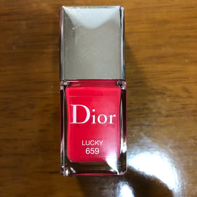 Dior(ディオール)のディオール ヴェルニ　659 LUCKY コスメ/美容のネイル(マニキュア)の商品写真