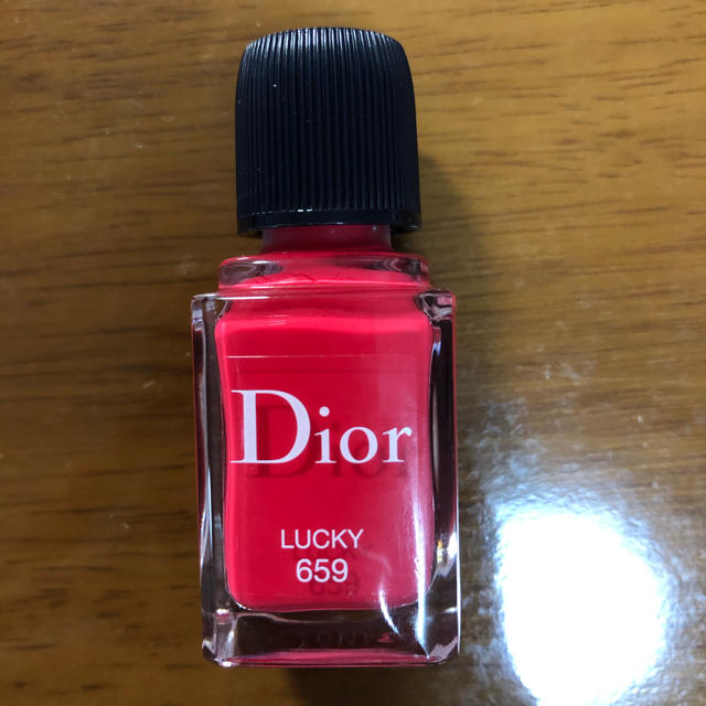 Dior(ディオール)のディオール ヴェルニ　659 LUCKY コスメ/美容のネイル(マニキュア)の商品写真