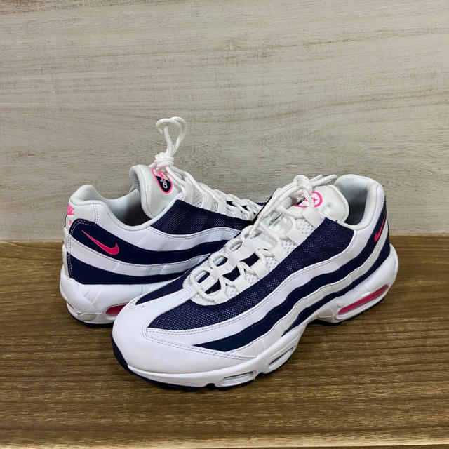 NIKE(ナイキ)のNIKE AIR MAX 95 28.0cm メンズの靴/シューズ(スニーカー)の商品写真