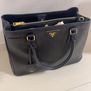 プラダ(PRADA)のプラダ　サフィアーノ　ハンドバッグ(ハンドバッグ)