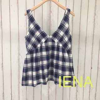 イエナ(IENA)のIENA  ノースリーブ　ブラウス　ホワイト　キャミソール　タンクトップ(シャツ/ブラウス(半袖/袖なし))