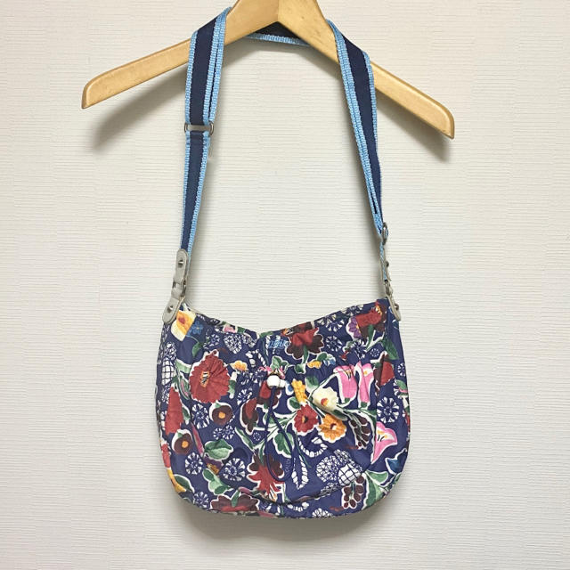 OILILY(オイリリー)の【Oilily】ショルダーバッグ レディースのバッグ(ショルダーバッグ)の商品写真