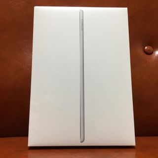 iPad 第7世代 128GB シルバー  10.2インチ Wi-Fi (タブレット)