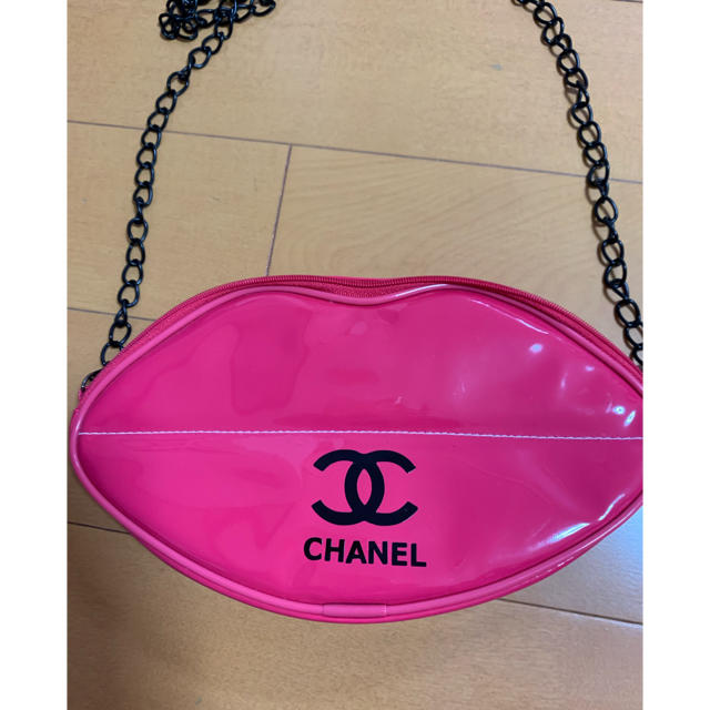 CHANEL(シャネル)のココマーク　ショルダー　 レディースのバッグ(ショルダーバッグ)の商品写真