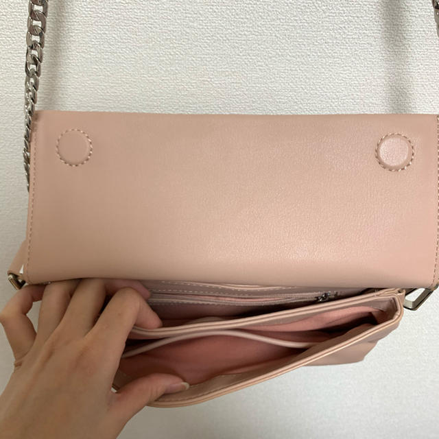 Charles and Keith(チャールズアンドキース)のクラッチバッグ　ショルダーバッグ レディースのバッグ(クラッチバッグ)の商品写真