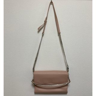 チャールズアンドキース(Charles and Keith)のクラッチバッグ　ショルダーバッグ(クラッチバッグ)