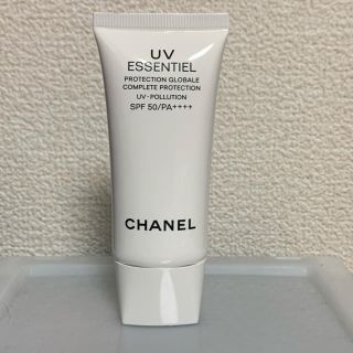 シャネル(CHANEL)のシャネル　UVエサンシエル コンプリート 30ml(日焼け止め/サンオイル)