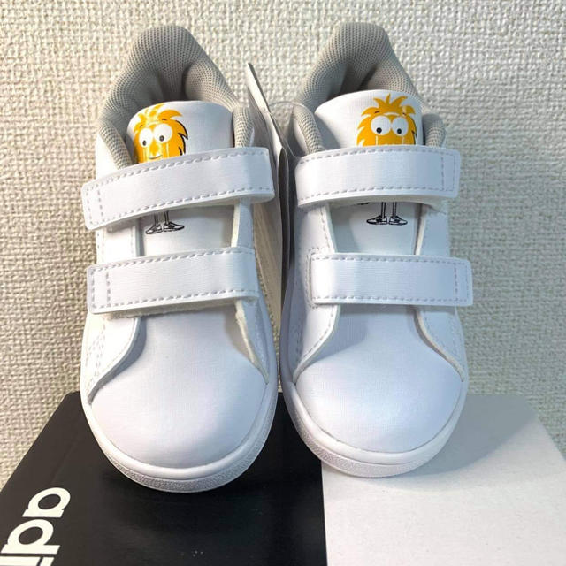 adidas(アディダス)のAdidas KIDSスニーカー 白 14cm キッズ/ベビー/マタニティのベビー靴/シューズ(~14cm)(スニーカー)の商品写真