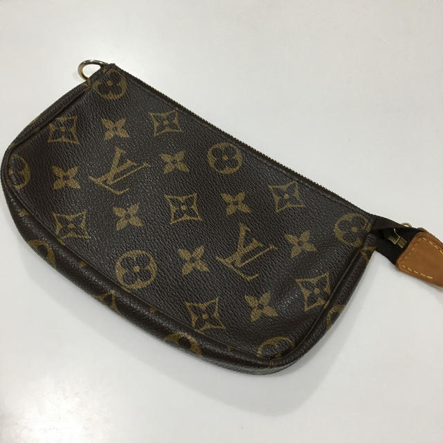 LOUIS VUITTON(ルイヴィトン)のヴィトン　ポーチ レディースのファッション小物(ポーチ)の商品写真