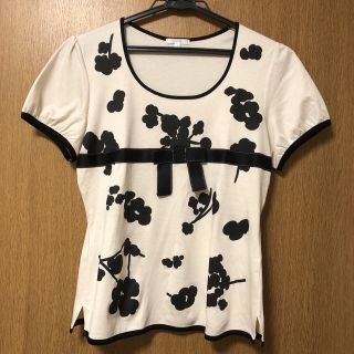 トゥービーシック(TO BE CHIC)のトゥービーシック　カットソー　Tシャツ　リボン(カットソー(半袖/袖なし))