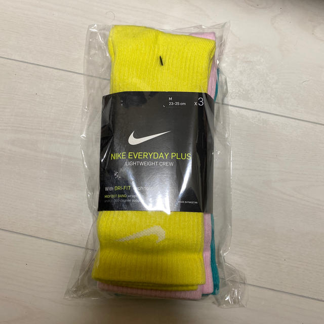 NIKE(ナイキ)のNIKE EVERYDAY PLUS SOCKS  メンズのレッグウェア(ソックス)の商品写真