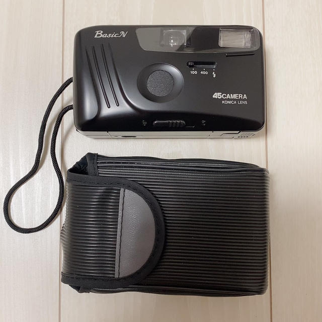 KONICA MINOLTA(コニカミノルタ)のコニカ　フィルムカメラ　45CAMERA Basic N  スマホ/家電/カメラのカメラ(フィルムカメラ)の商品写真