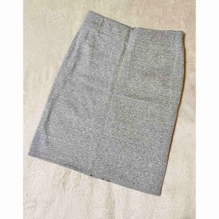 【超美品】ハウントタイトスカート ライトグレー 36(ひざ丈スカート)
