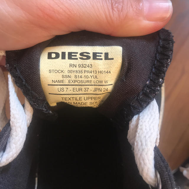 DIESEL(ディーゼル)のディーゼル　スニーカー レディースの靴/シューズ(スニーカー)の商品写真