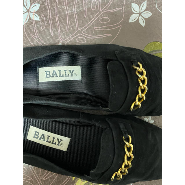 Bally(バリー)の💙BALLY バリーレディースパンプス　スウェード生地　サイズ38   中古 レディースの靴/シューズ(ローファー/革靴)の商品写真