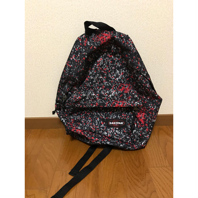 EASTPAK リュック　カモ柄