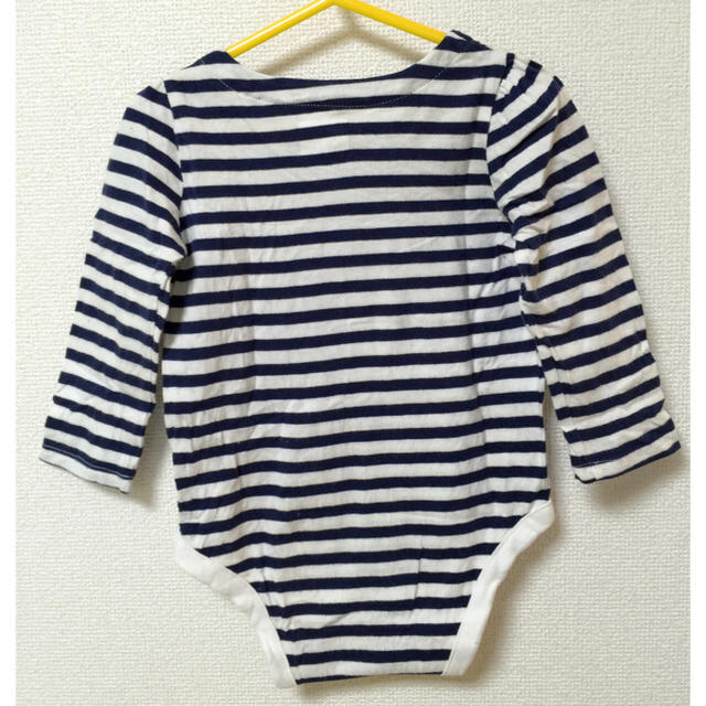 babyGAP(ベビーギャップ)のbabyGAPボーダーロンパース キッズ/ベビー/マタニティのベビー服(~85cm)(ロンパース)の商品写真