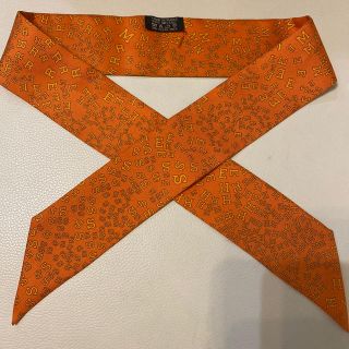 エルメス(Hermes)のお値下げ　美品　エルメス　HERMES   ツイリー　ロゴ(バンダナ/スカーフ)