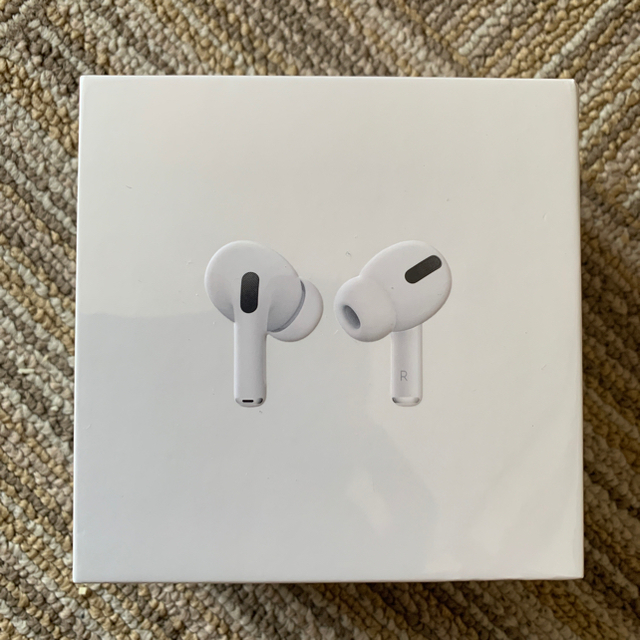 ヘッドフォン/イヤフォンairpods pro