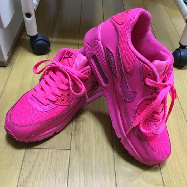 NIKE スニーカー