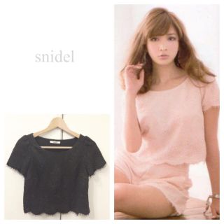 スナイデル(SNIDEL)の人気♡エンボスレースプルオーバー♡(カットソー(半袖/袖なし))