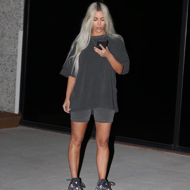 YEEZY SEASON6 SWEATSHORTS レディースのパンツ(ショートパンツ)の商品写真