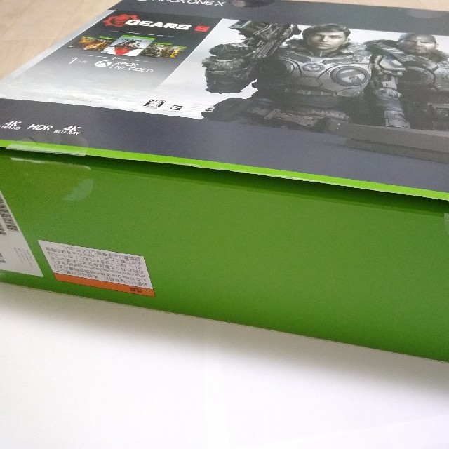 Xbox(エックスボックス)の中古　Xbox One(GEARS 5 同梱版)★LANケーブル付属 エンタメ/ホビーのゲームソフト/ゲーム機本体(家庭用ゲーム機本体)の商品写真