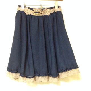 アクシーズファム(axes femme)のアクシーズ☆フレアスカート☆ネイビー新品(ひざ丈スカート)