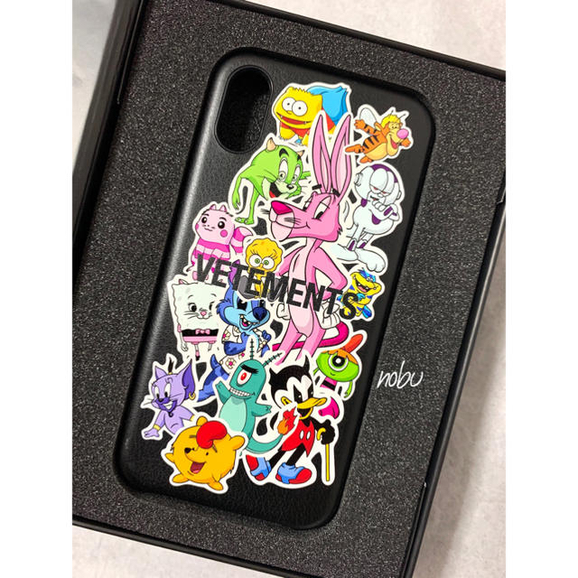 新品【 VETEMENTS 】Monsters iphone case Xsスマホアクセサリー