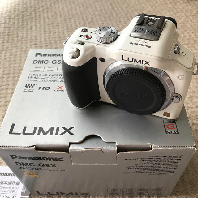 Panasonic LUMIX DMC- G5 シロ　本体