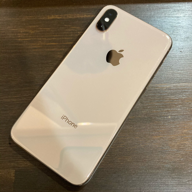 iPhone(アイフォーン)のiPhone Xs 64 GB SIMフリー  おまけ付き スマホ/家電/カメラのスマートフォン/携帯電話(スマートフォン本体)の商品写真