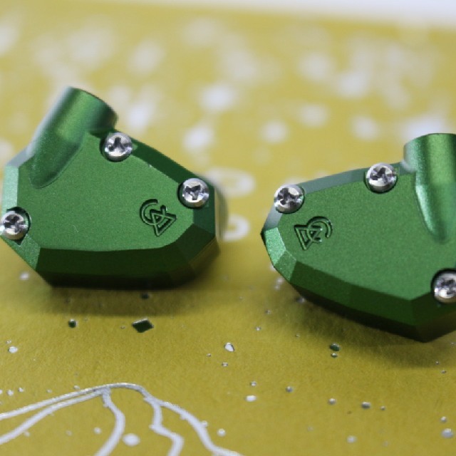 【美品】campfire audio andromeda 2019　イヤホン