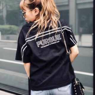 アンビー(ENVYM)のＰｕｒｓｕｅ Ｔ－ＳＨ(Tシャツ(半袖/袖なし))