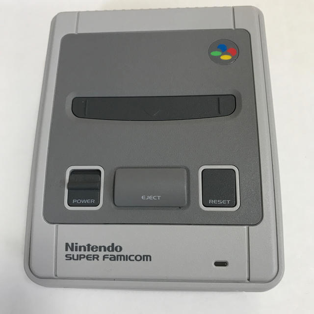 スーパーファミコン(スーパーファミコン)のスーパーファミコンミニ　 エンタメ/ホビーのゲームソフト/ゲーム機本体(家庭用ゲーム機本体)の商品写真