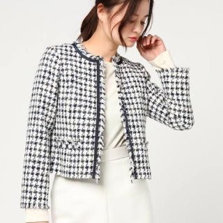 バーバリーブルーレーベル ツイードジャケット ノーカラージャケット バーバリーブルーレーベル ツイードジャケット ノーカラージャケット