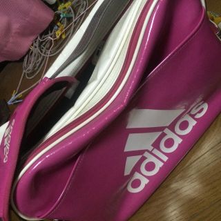 アディダス(adidas)のエナメルバック アディダス(その他)