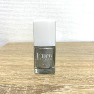 コスメキッチン(Cosme Kitchen)のkurebazaar キュアバザー　ネイルカラー　シルバー(マニキュア)