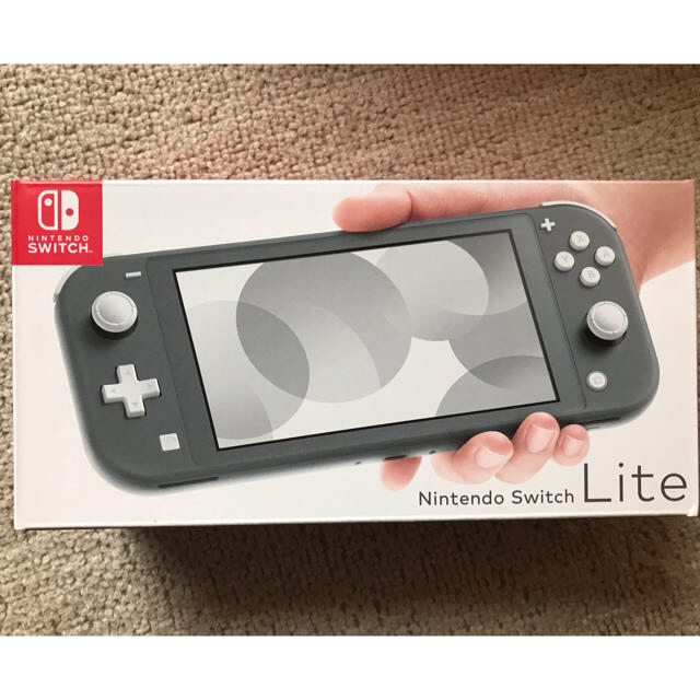 Nintendo Switch(ニンテンドースイッチ)のNintendo Switch Lite グレー 新品未使用 エンタメ/ホビーのゲームソフト/ゲーム機本体(携帯用ゲーム機本体)の商品写真