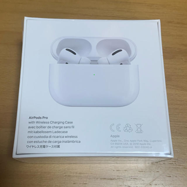 Apple AirPods Pro 国内正規品　保証開始前　新品未開封 1