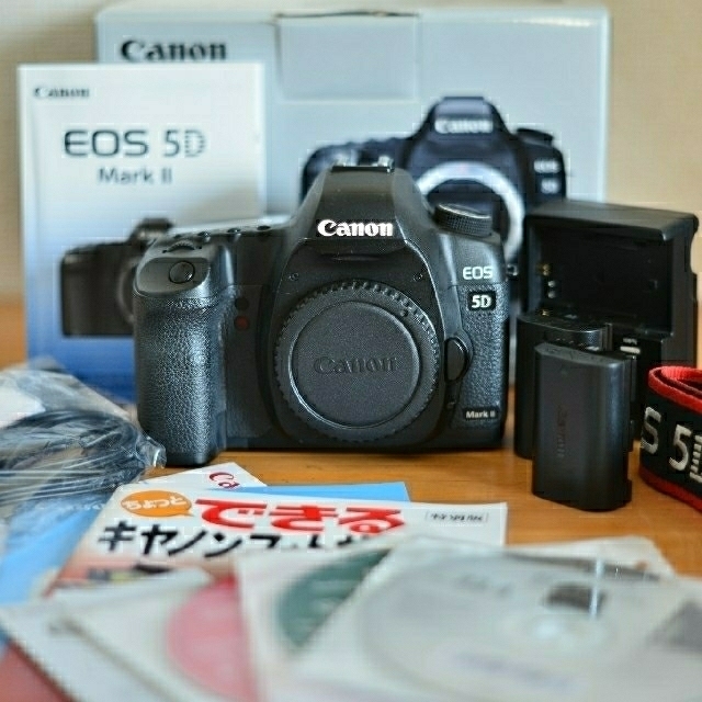 キヤノン  CANON EOS 5Dmark2  元箱付美品