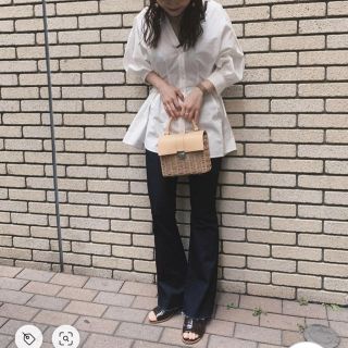 マウジー(moussy)のmoussy WAIST FIT SUCKER SHIRT(シャツ/ブラウス(半袖/袖なし))