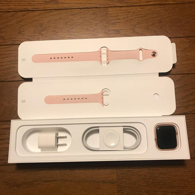 Apple Watch(アップルウォッチ)のApple Watch Series4 40mm メンズの時計(腕時計(デジタル))の商品写真