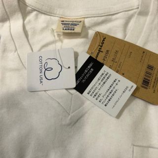 チャンピオン(Champion)のチャンピオン ポケット付きVネックTシャツ 胸ポケット　左袖にマーク(Tシャツ/カットソー(半袖/袖なし))