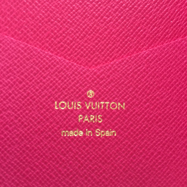 LOUIS VUITTON(ルイヴィトン)のLOUIS VUITTON 携帯ケース スマホ/家電/カメラのスマホアクセサリー(iPhoneケース)の商品写真