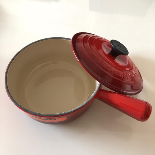 LE CREUSET(ルクルーゼ)のルクルーゼ ル・クルーゼ 鍋 インテリア/住まい/日用品のキッチン/食器(鍋/フライパン)の商品写真