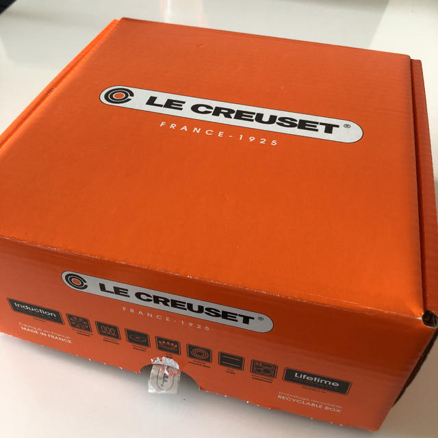 LE CREUSET(ルクルーゼ)のルクルーゼ ル・クルーゼ 鍋 インテリア/住まい/日用品のキッチン/食器(鍋/フライパン)の商品写真