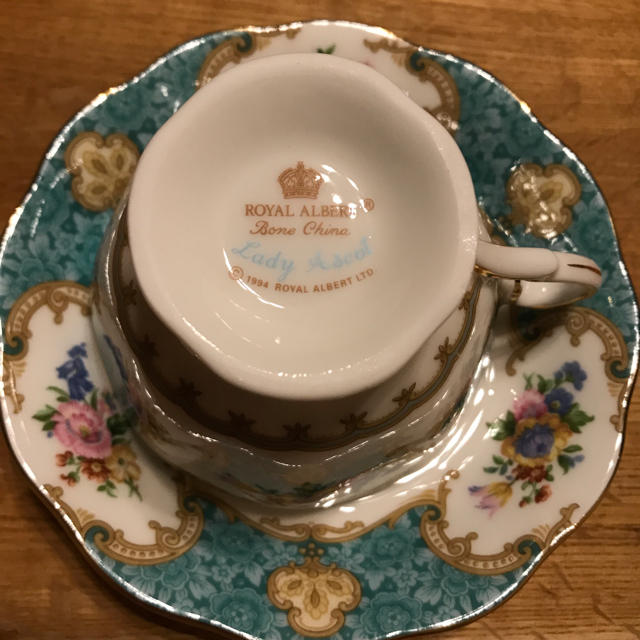 ROYAL ALBERT(ロイヤルアルバート)のROYAL ALBERT  1994年　新品未使用 インテリア/住まい/日用品のキッチン/食器(食器)の商品写真