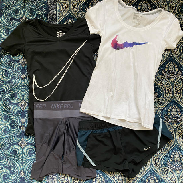 NIKE(ナイキ)の【４点セット】NIKE フィットネス スポーツ/アウトドアのトレーニング/エクササイズ(トレーニング用品)の商品写真