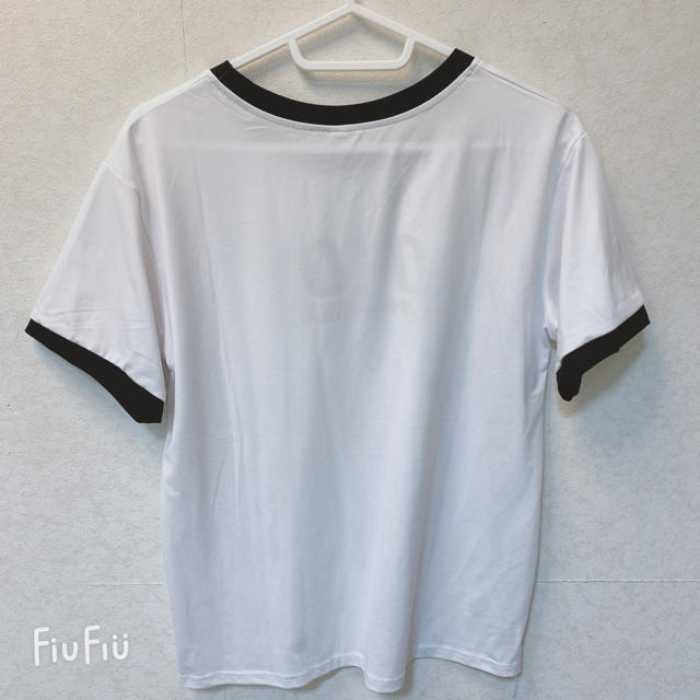 韓国 トップス OIOI kpop レディースのトップス(Tシャツ(半袖/袖なし))の商品写真